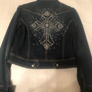 Embroidered denim jacket